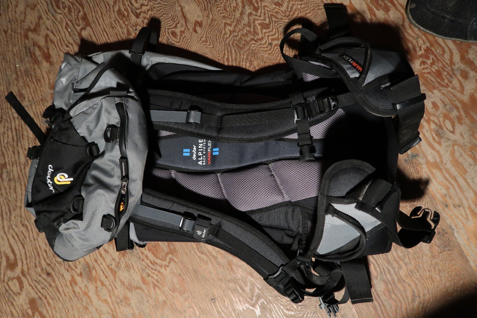 3Deuter Guide 35+ Alpine Pack 2