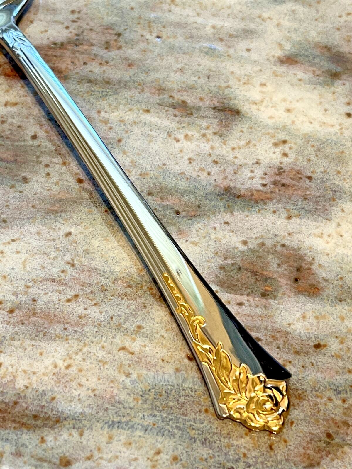 Oneida Golden DAMASK ROSE Stainless Heirloom Cube Flatware CHOICE accent gallery