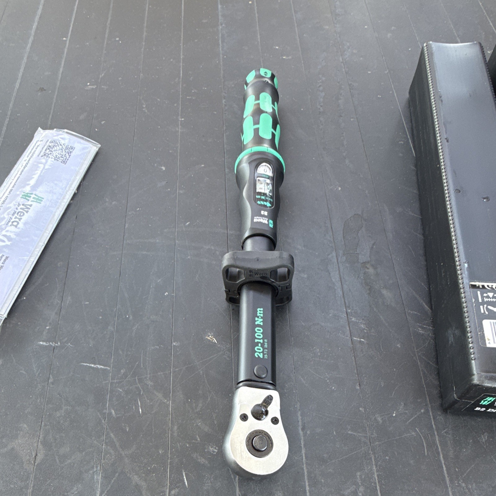 Wera Click-Torque B 2 Click Torque Wrench 1/2in 20-100Nm Ratcheting gallery