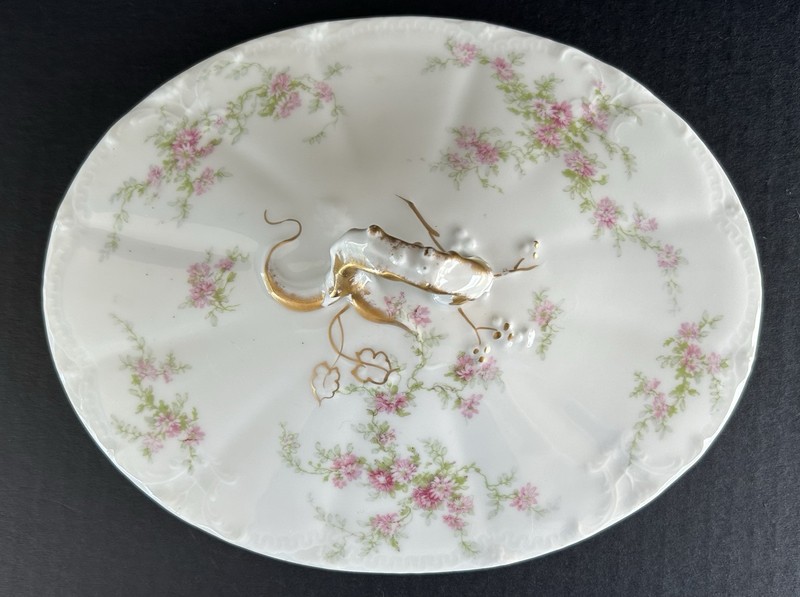 Haviland Limoges Oval Vegetable Serving Dish With Lid Schleiger 151 Pink Flowers gallery