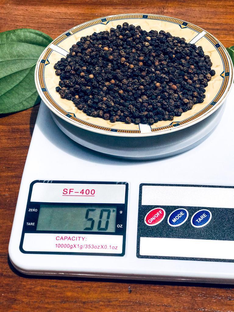 High quality ceylon Black pepper 100% best product gallery
