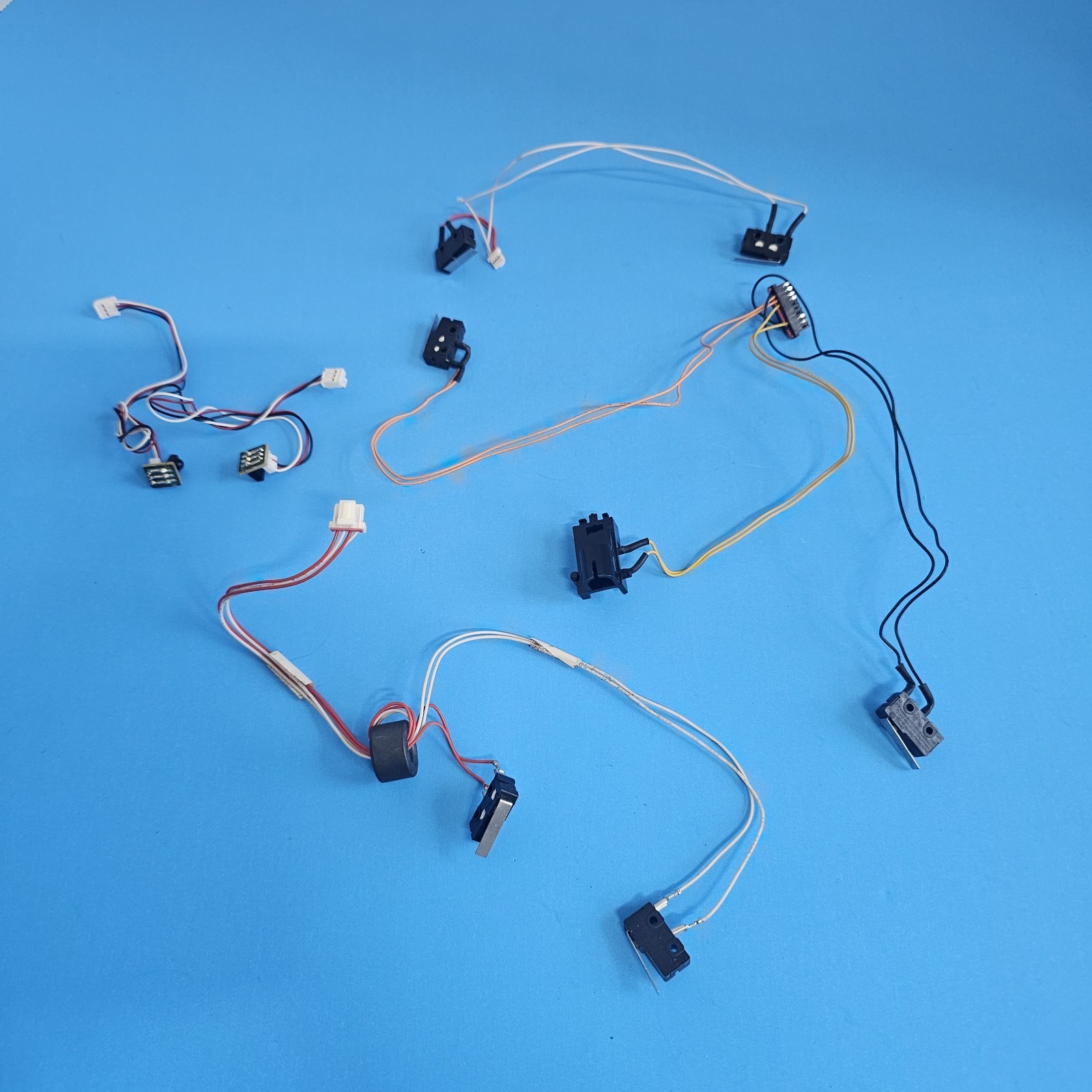 Samsung POWERbot R7040 Bumper Switch Sensor Set REPLACEMENT PART SR1AM7040WG gallery