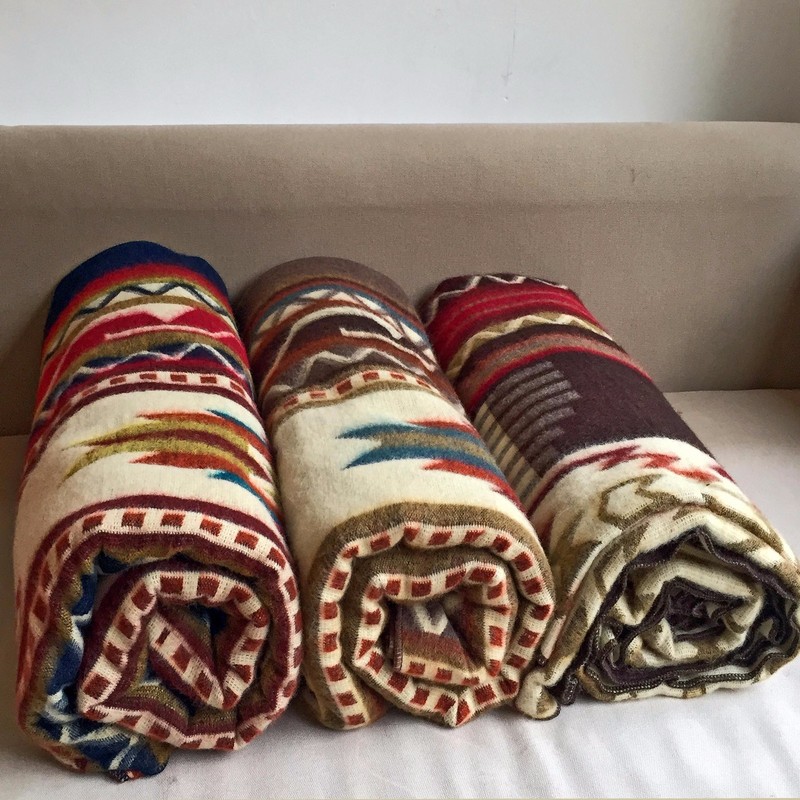 EXTRA LARGE SOFT & WARM ALPACA WOOL BLANKET PLAID 75"x90" (195x230 cm) OTAVALO gallery