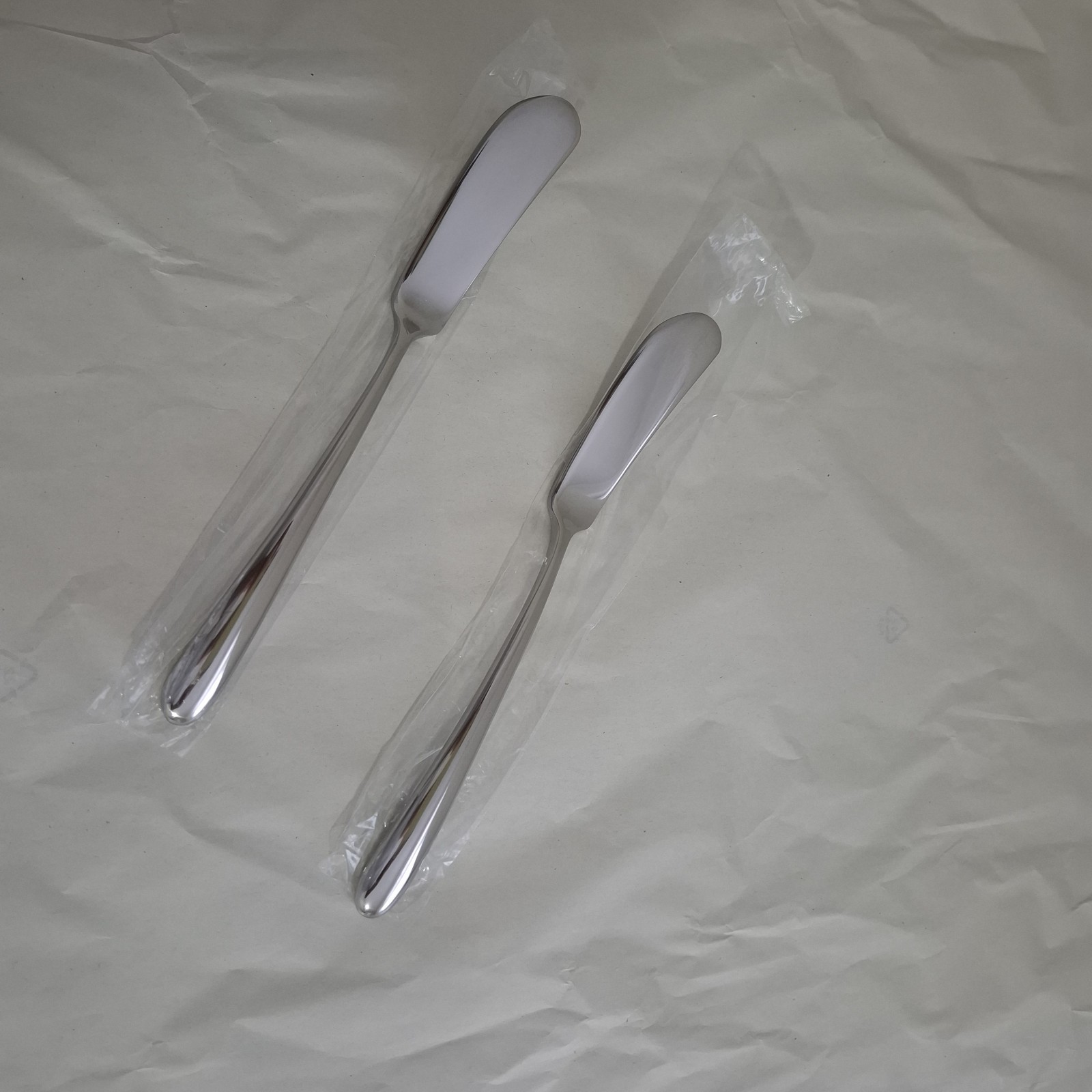 RIO SERIES - 32 PIECES SET - 18-0 STAINLESS STEEL - MIRROR FINISH (SET FOR 6) gallery
