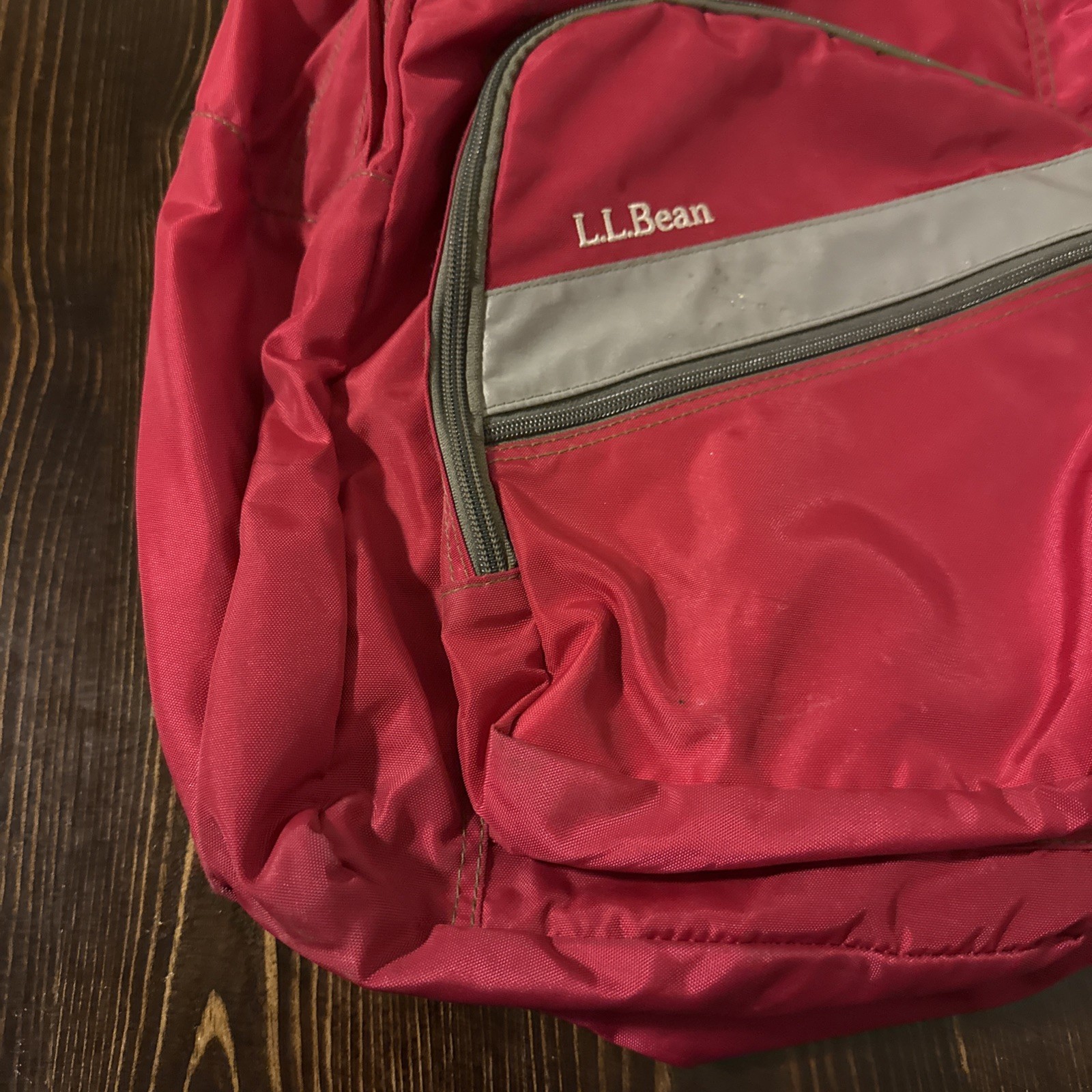 LL BEAN Vintage Red Nylon Backpack Zip Close Reflective Strip D589 3