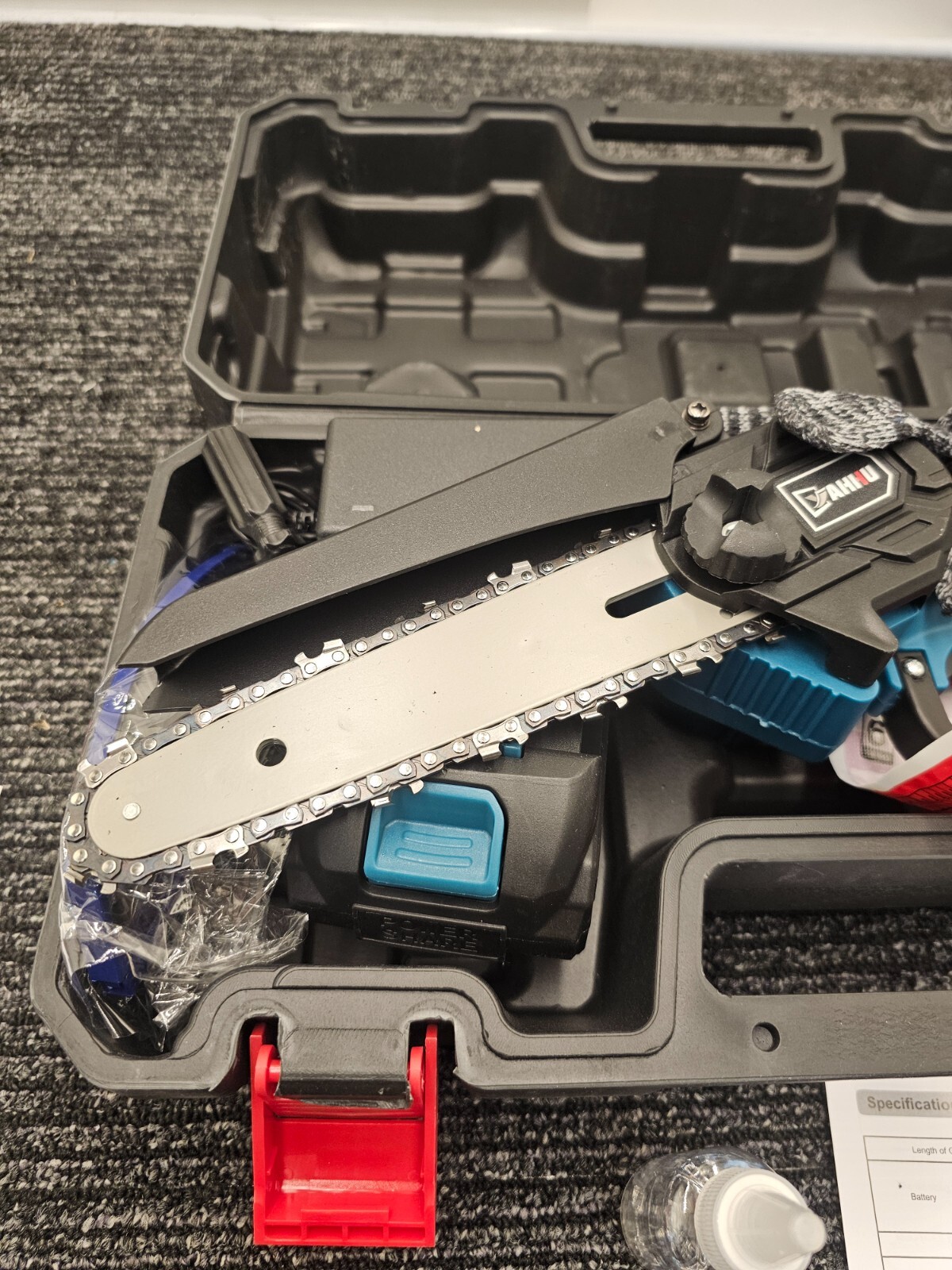 YAHHU 6 Inch Mini Chainsaw Portable Electric Cordless Battery Powered 100-240V gallery