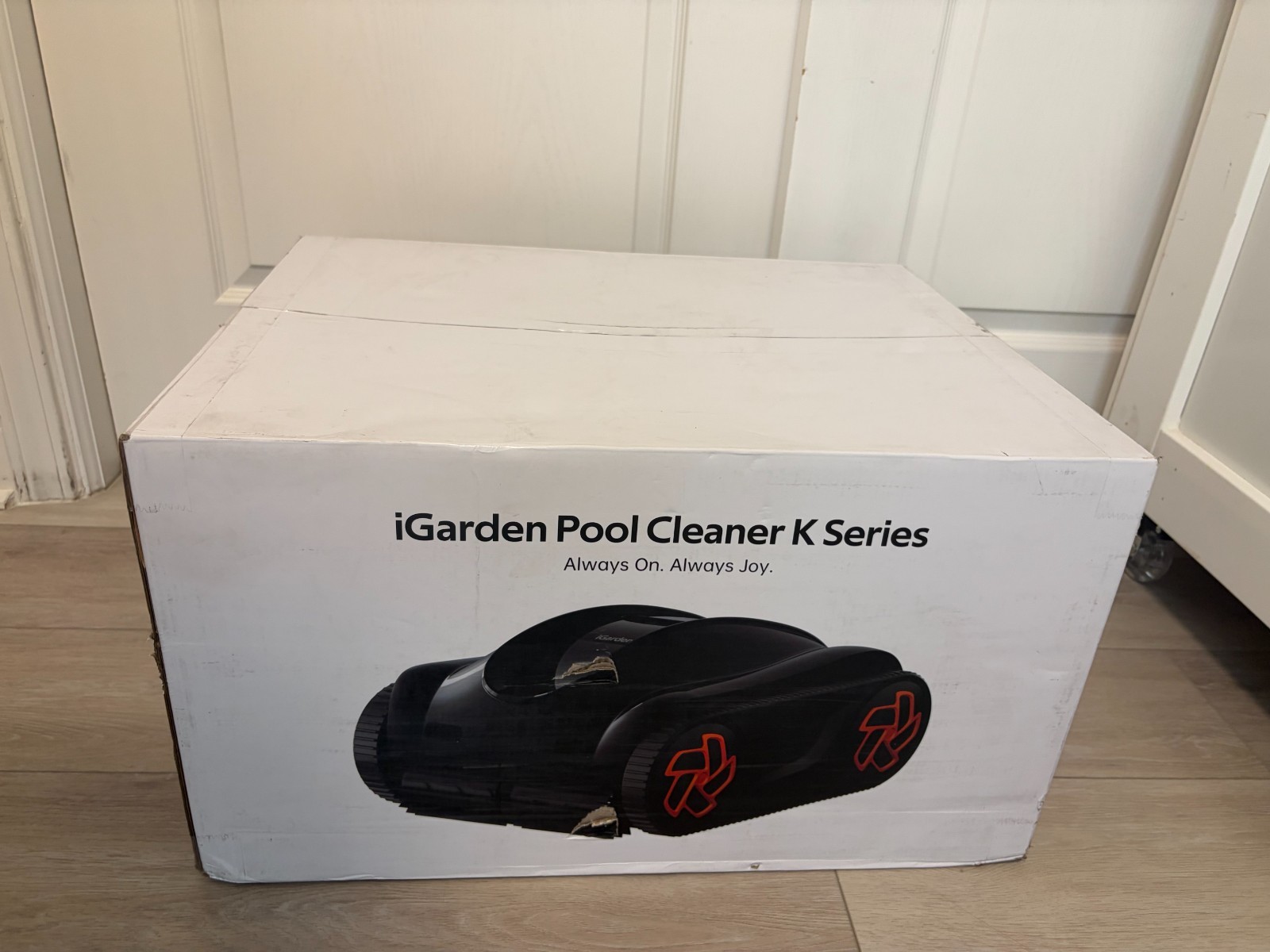 iGarden Pool Cleaner K Series Model K70 Cordless Robotic Pool 7 Hours of Battery gallery