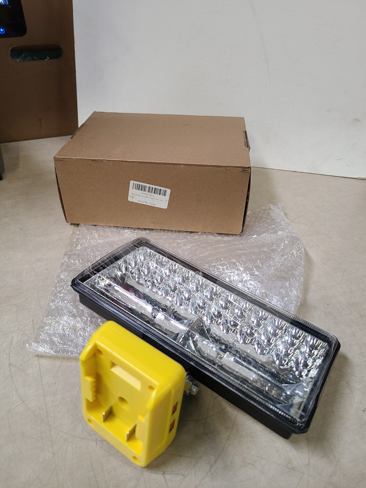 Max 6000LM 38W 2-Mode Cordless LED Light gallery