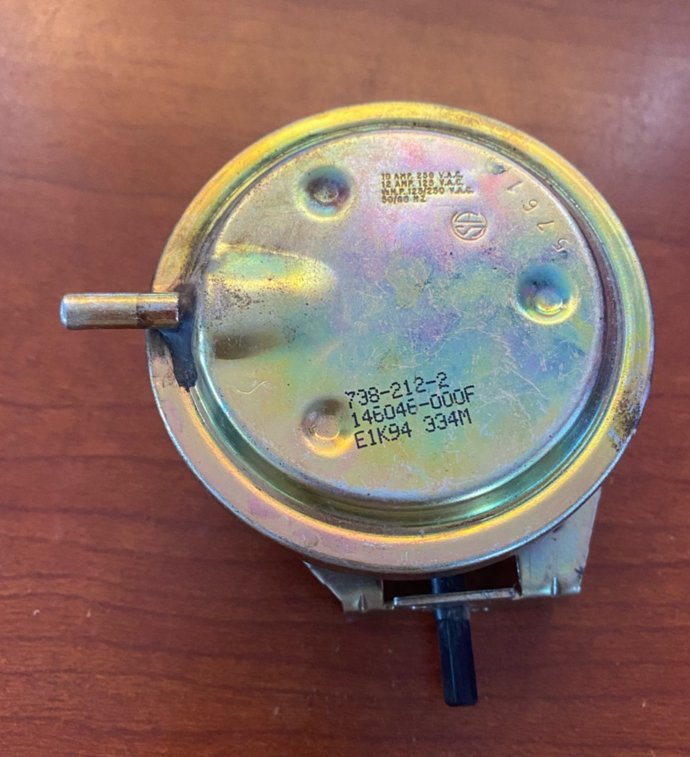 FRIGIDAIRE ELECTROLUX WASHER WATER LEVEL PRESSURE SWITCH PART# 146046-000F gallery