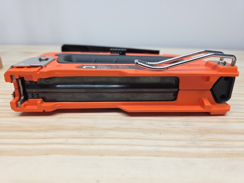 Klein Tools 450-100 Cable Stapler Heavy Duty Romex Wire Staple Gun Belt Clip gallery