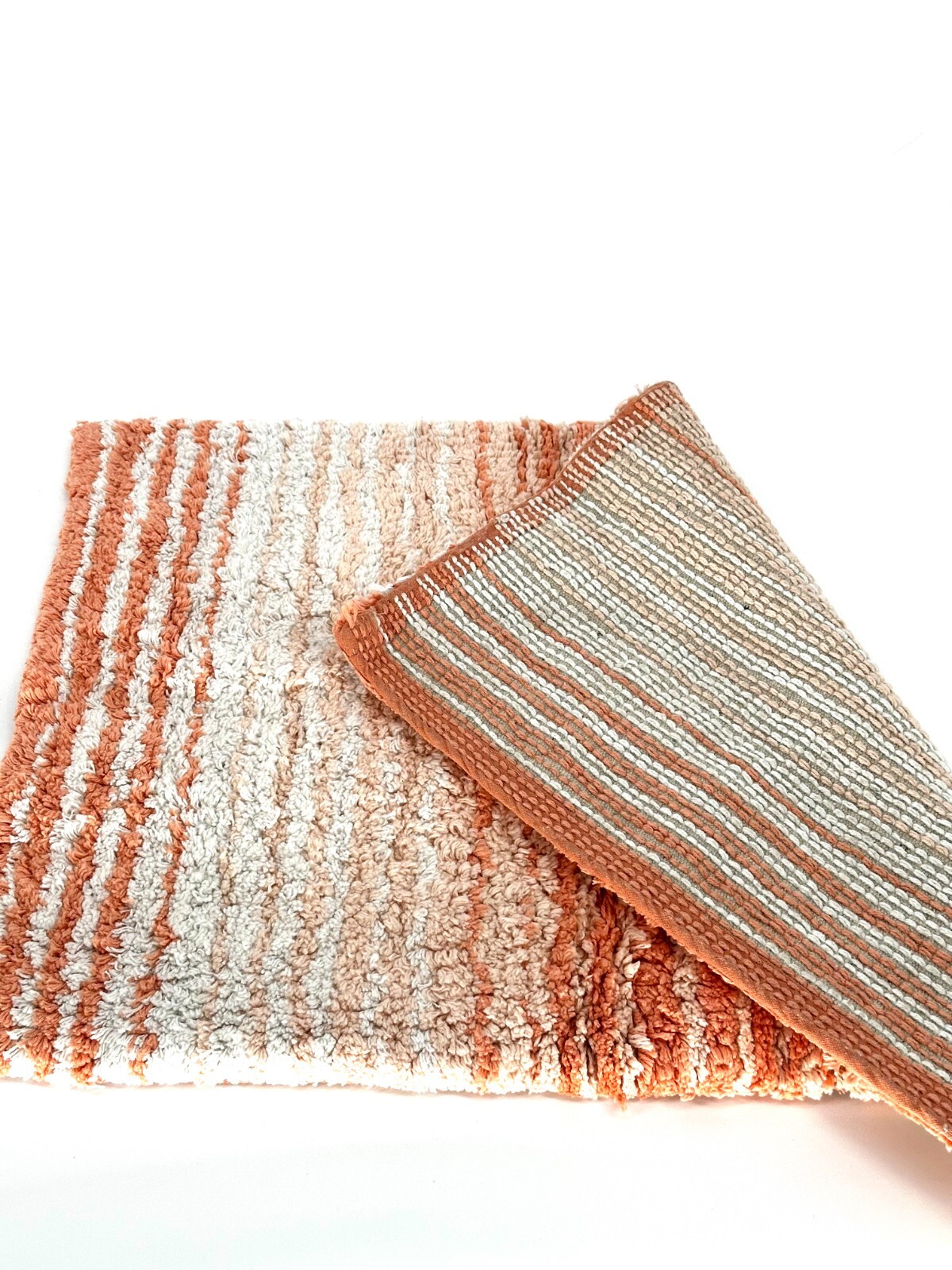 #40 Gradation Rug Coral 100% Cotton 17x24in gallery