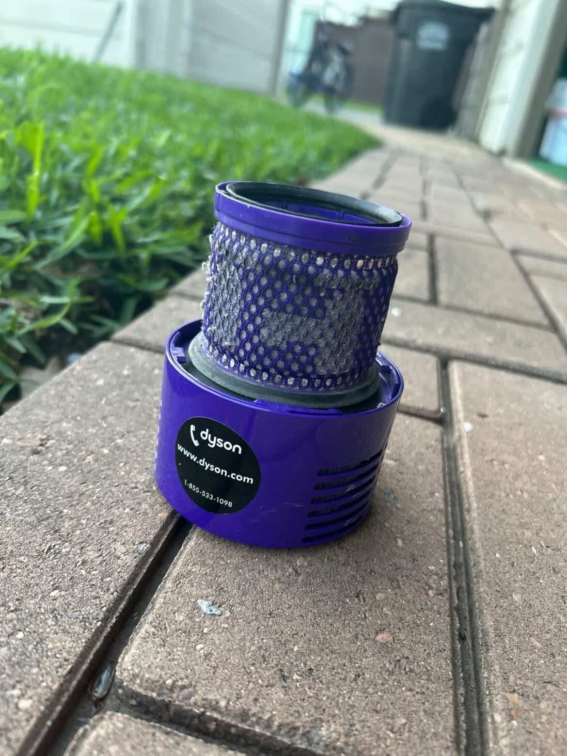 Dyson Charger and Filter (V10) gallery