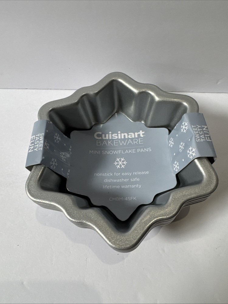 Cuisinart Bakeware Mini Snowflake Pans Set 4 Nonstick Holiday SEE INFO PICS