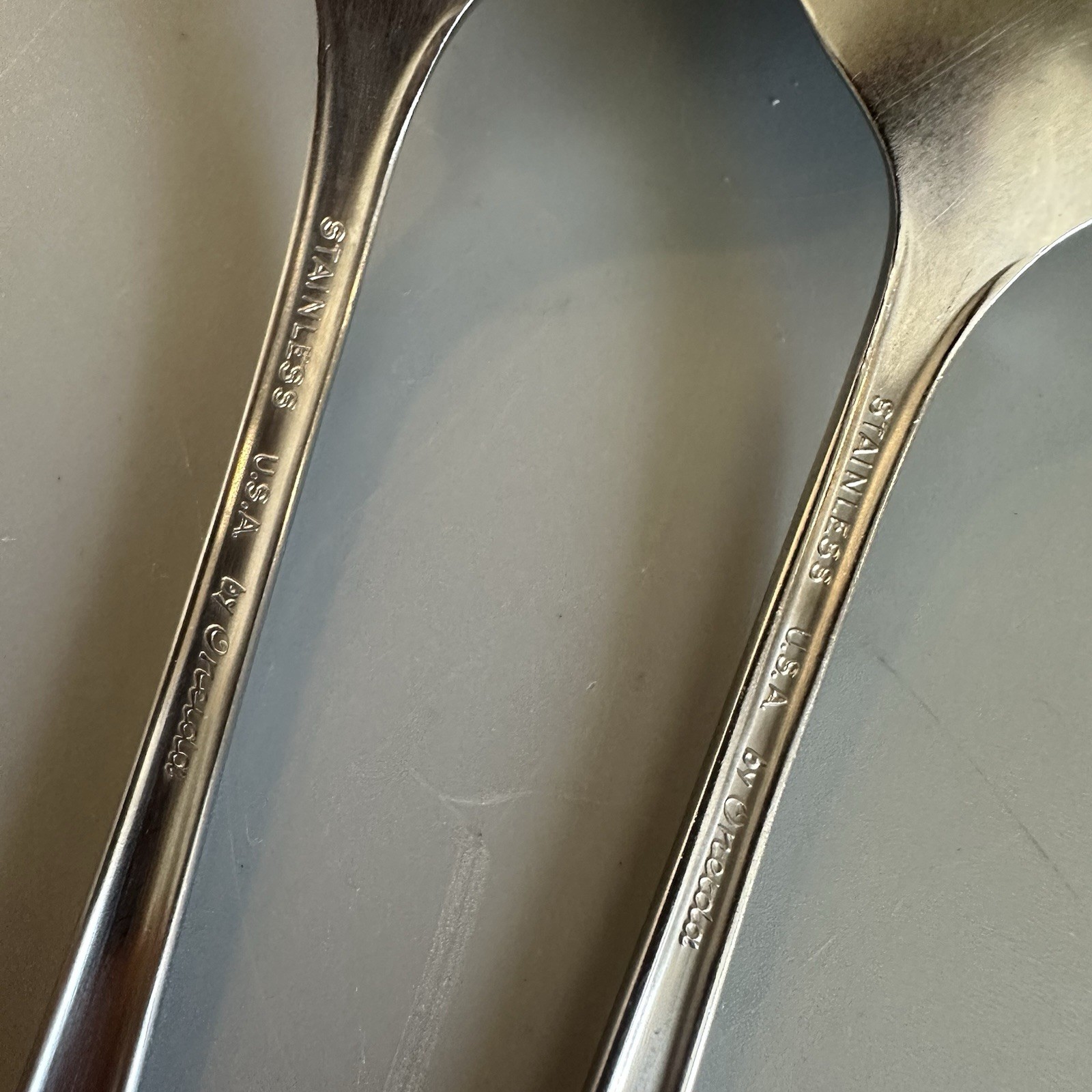 Oneida YORKTOWNE Stainless Dinner Fork Soup Spoon Flatware USA Vtg Canada set 2 gallery