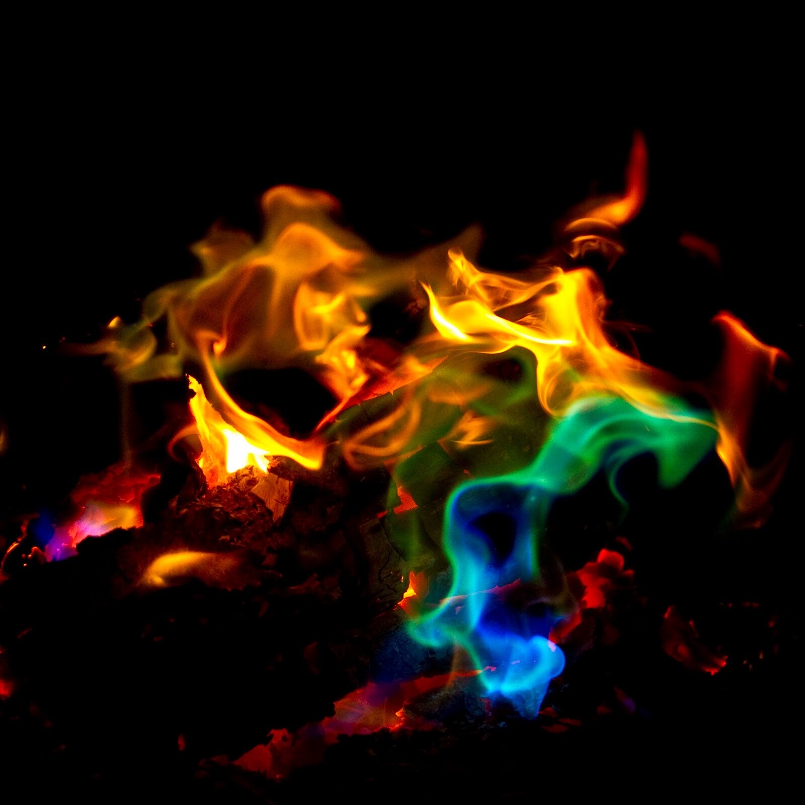 Mystical Fire PLUS 12 Pack Campfire Fireplace Colorant Packets Packs gallery
