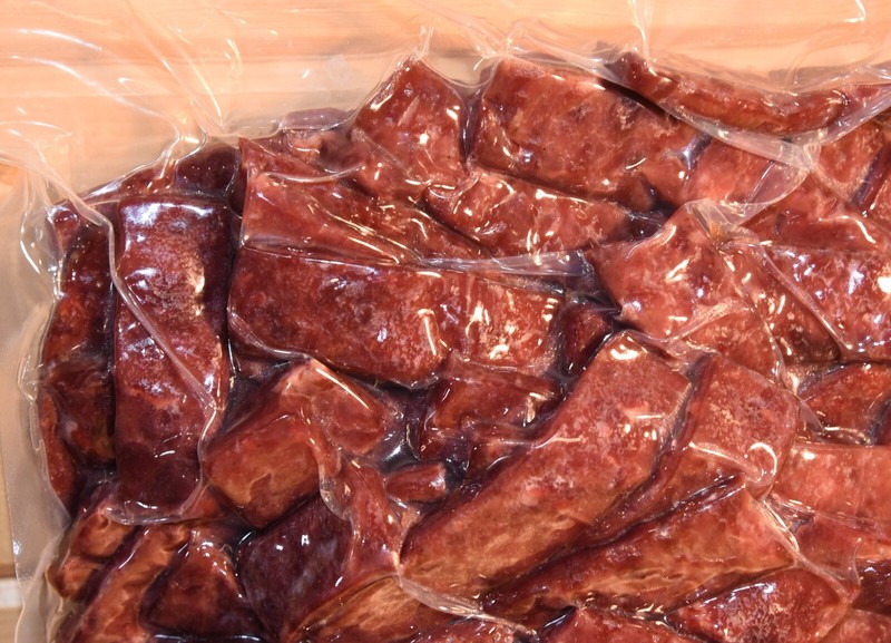ORIGINAL Tender Beef Bits BULK 10 pounds Dakota Trails - Smokey Flavor gallery