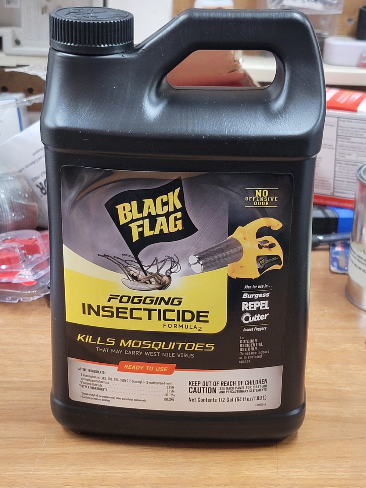 Black Flag 190256 64Oz Fogging Insecticide, 64 ounce gallery