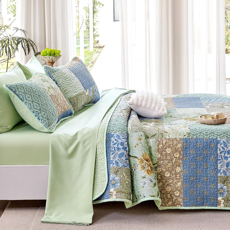 - Patchwork Quilt Set, Boho Floral Country Farmhouse Cottage Vintage Flower Patt gallery