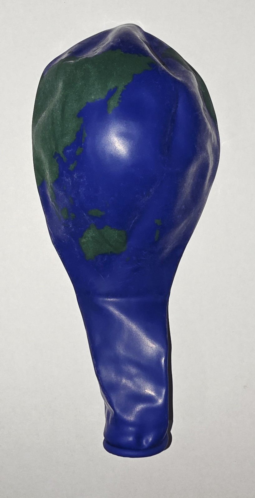 Qualatex 16" World Globe Printed Balloons 10ct (Q16) gallery