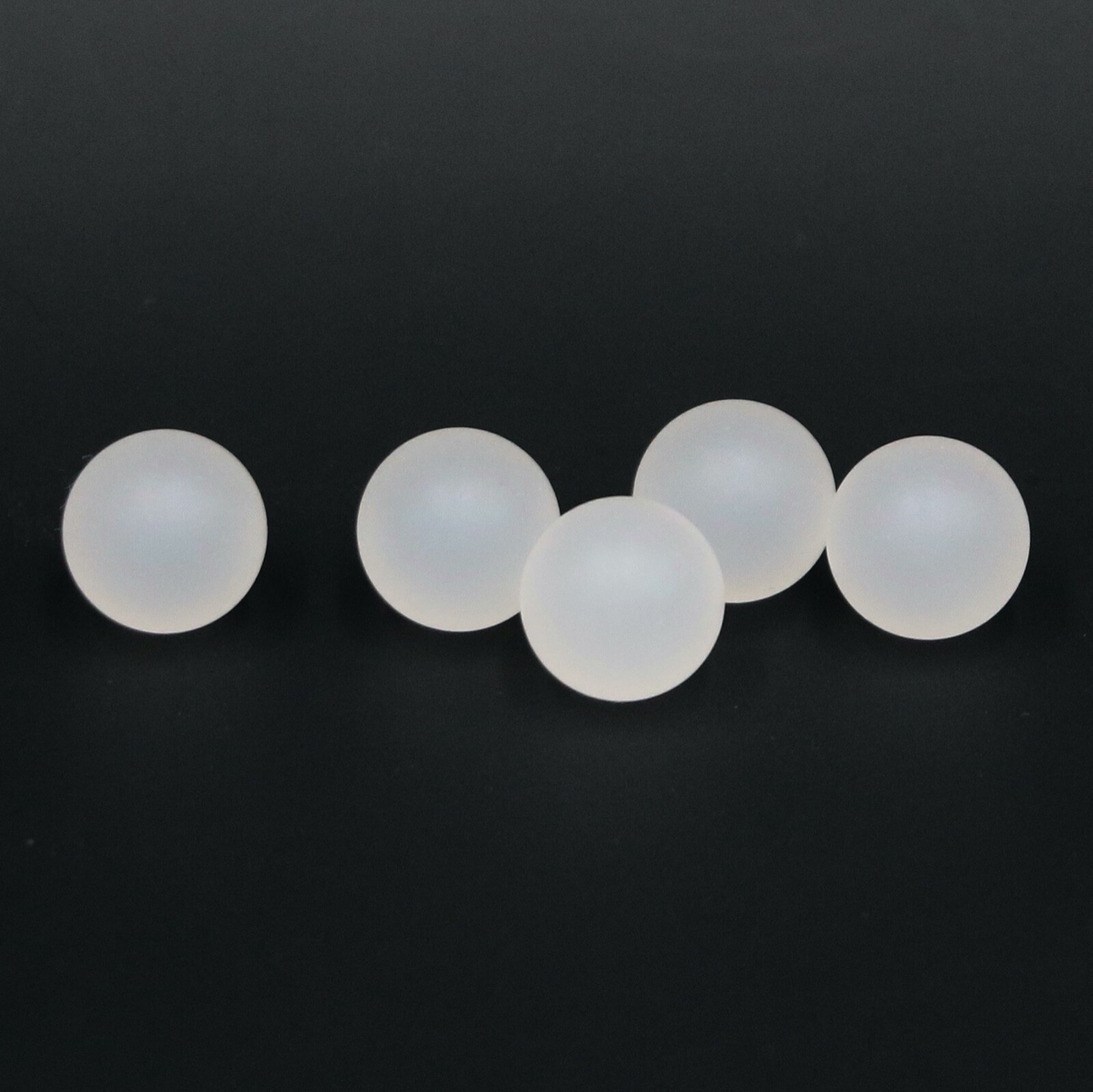 15mm Polypropylene ( PP ) Solid Plastic Bearing Balls Precision Sphere gallery