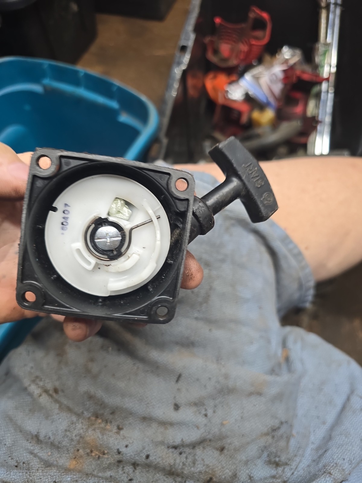Used OEM Shindaiwa T282 String Trimmer Recoil Pull Starter gallery