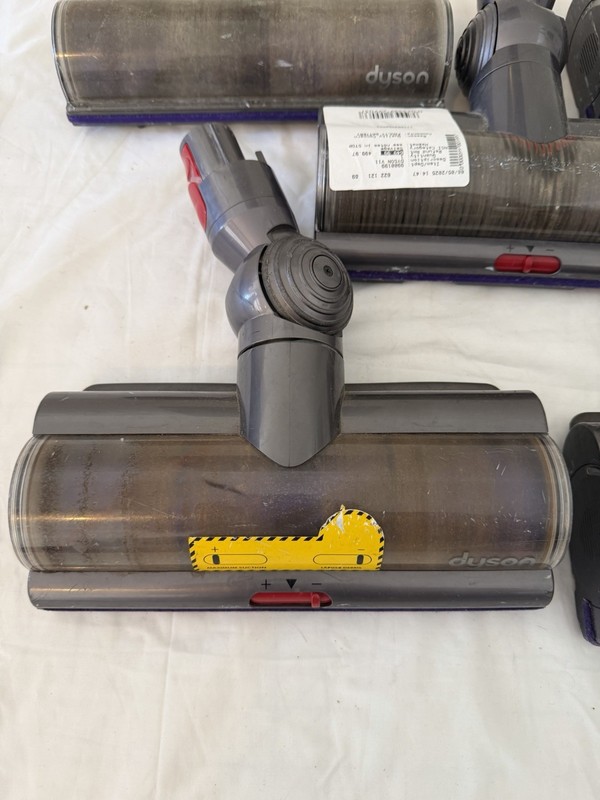 Five Dyson High Torque Drive & More Motorhead Vacuum Head For Parts gallery