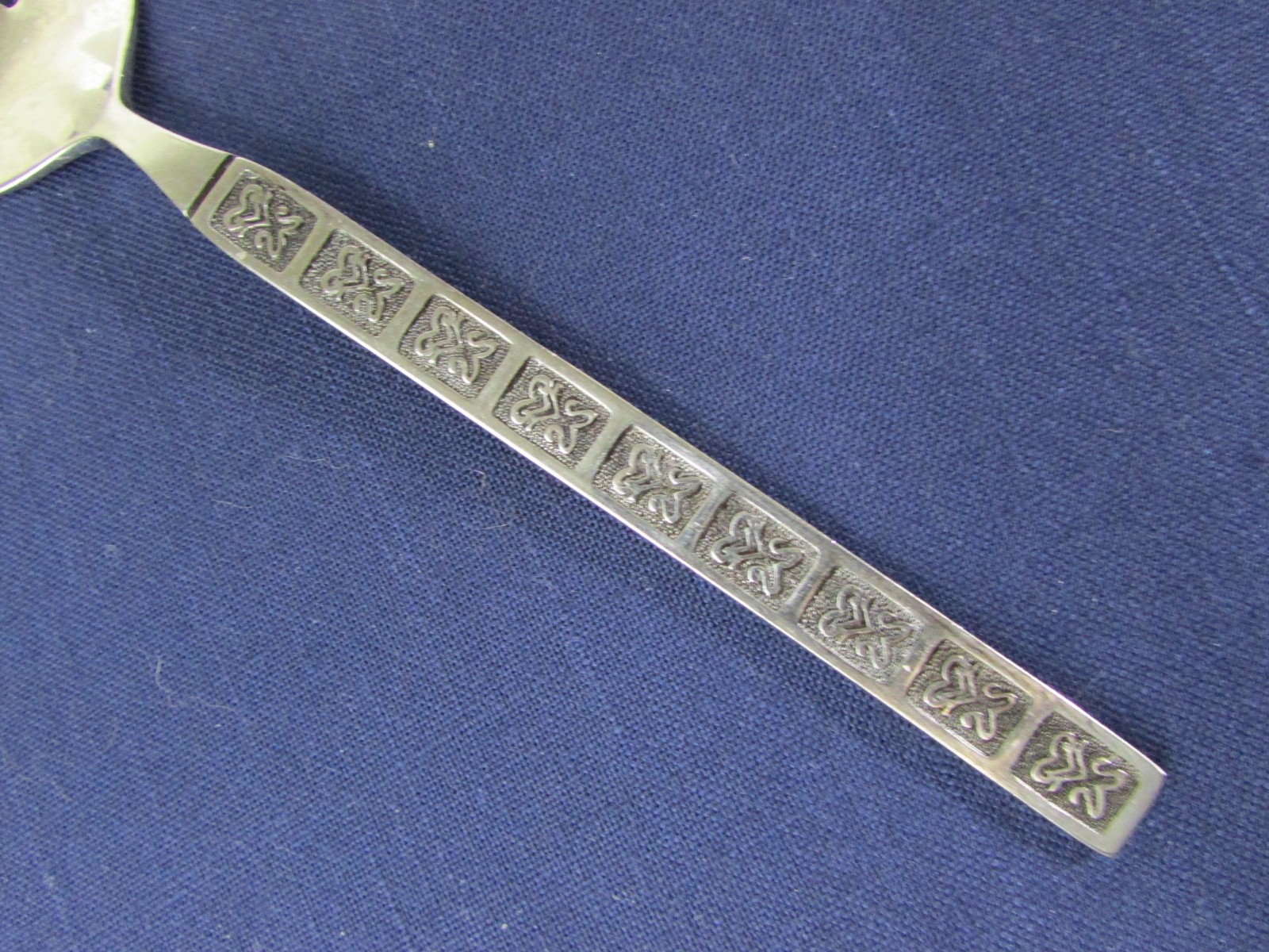 MEAT SERVING FORK! Vintage HANFORD FORGE stainless: DEL AZAR pattern: LOVELY gallery