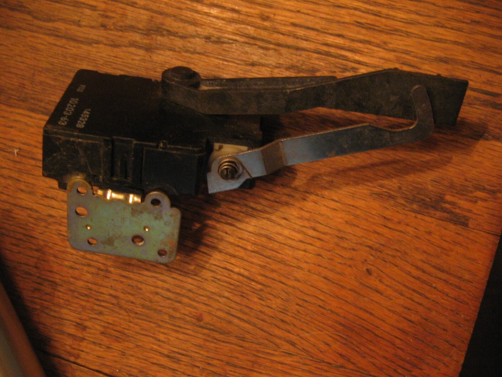 Frigidaire Kenmore Lid Lock Switch Assy. 134101800 3205646 5303306138 gallery
