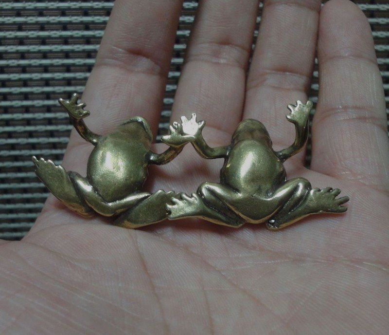 Vintage Style Pair Solid Brass Copper Cute Toad Frog Statues for Garden Decor gallery