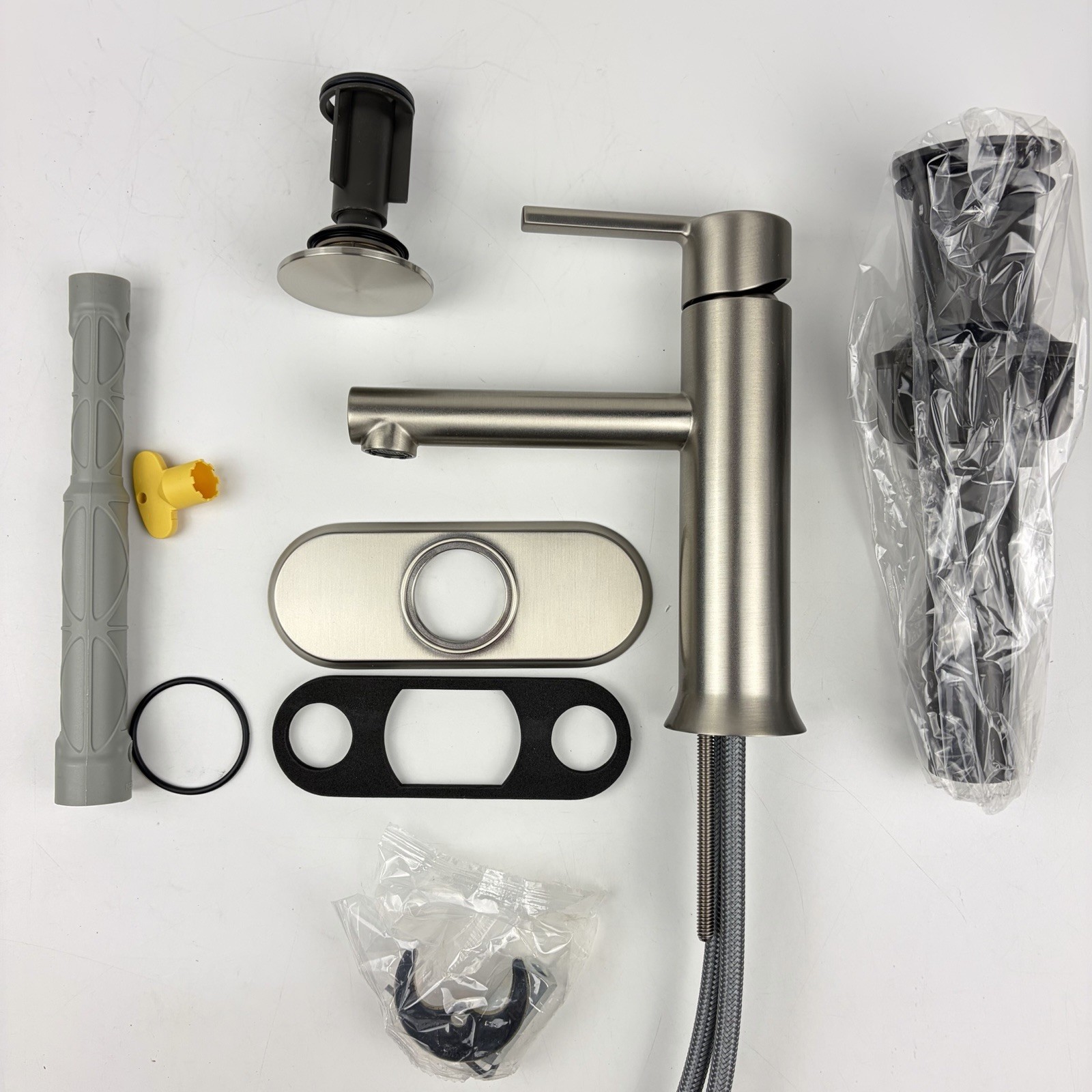 (READ) Moen 84770SRN Arlys 2-Handle Centerset Bathroom Faucet Brushed Nickel gallery