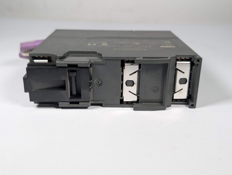 Siemens - SIMATEC DP Coupling Module - 6ES7 158-0AD01-0XA0 - Used gallery
