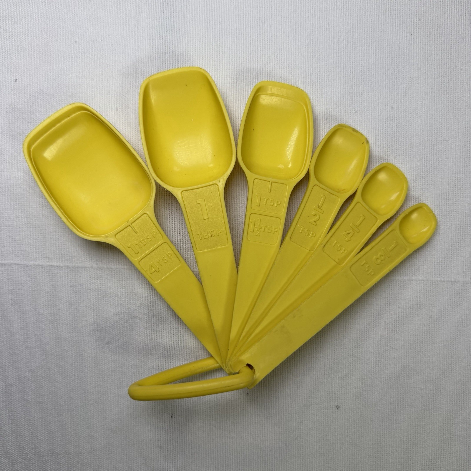 Vintage Tupperware 6pc Yellow Measuring Spoons Set, Nesting, Marked 1 tbsp-1/8 gallery