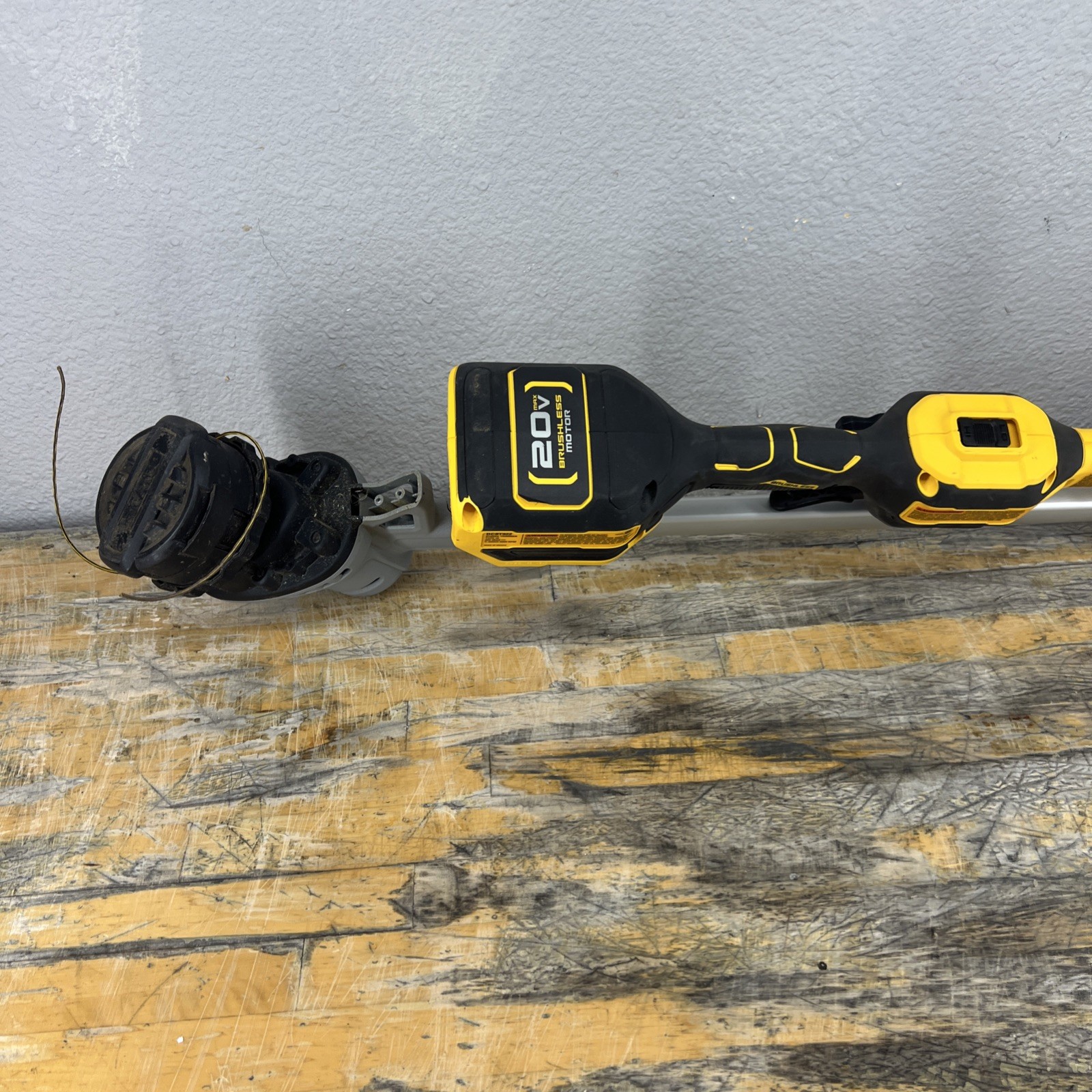 DeWALT DCST922B 20V MAX 14-Inch Cordless Dual Line String Trimmer - Bare Tool gallery