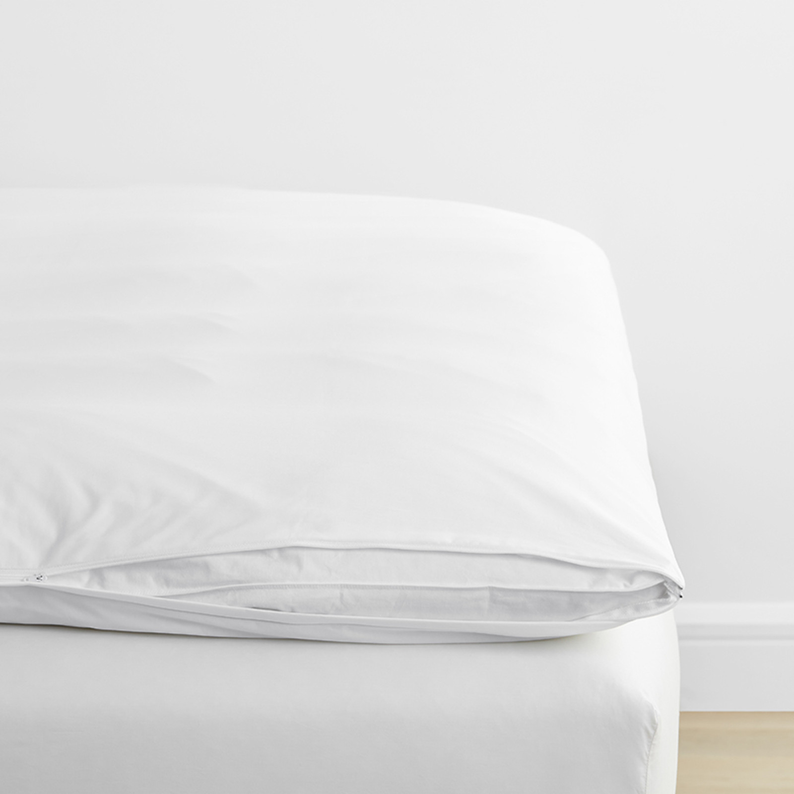 Classic Smooth Wrinkle-Free Sateen Featherbed Cover - White, Twin XL... gallery
