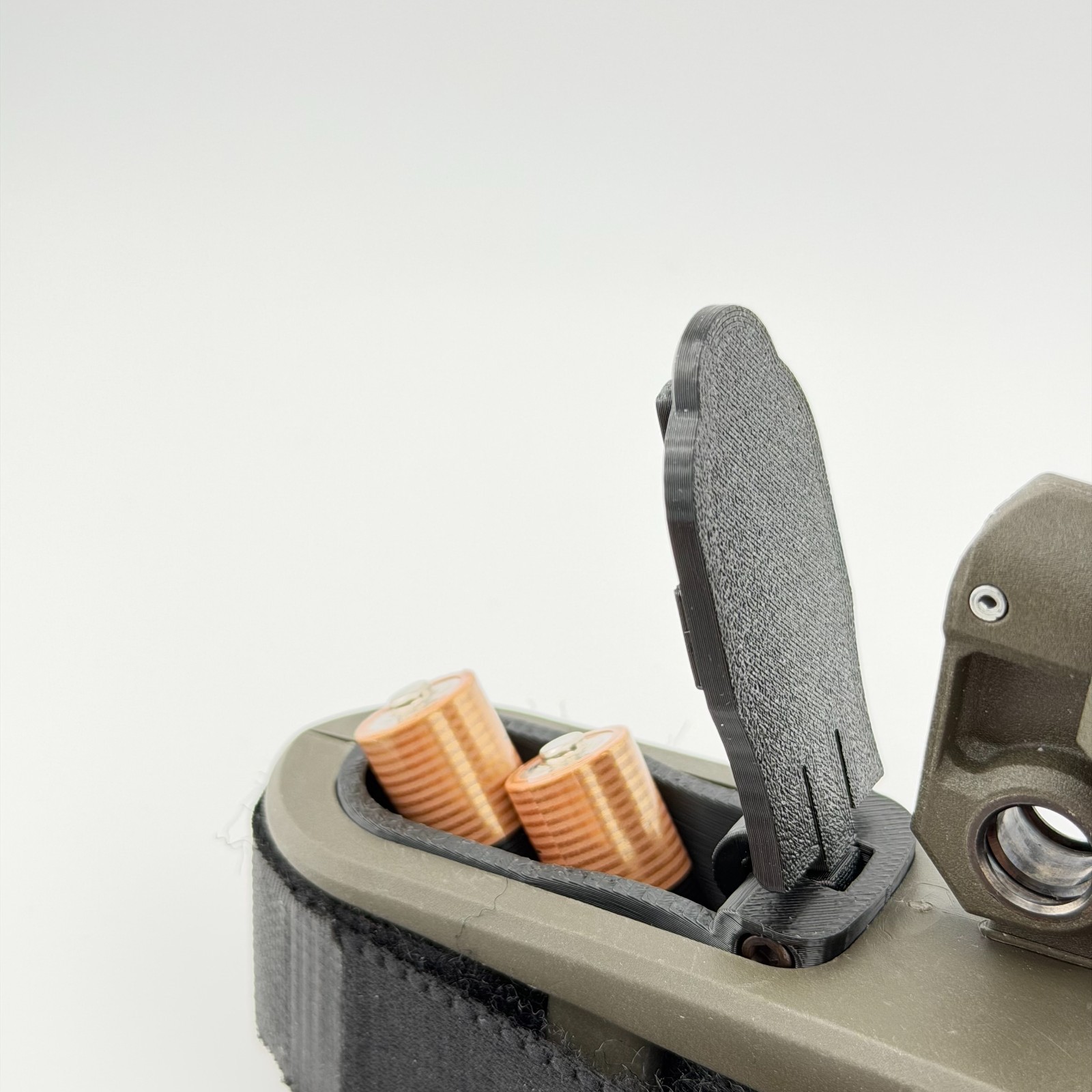 SBA3 shape Storage Plug, w/ clip-on lid, one plug only gallery