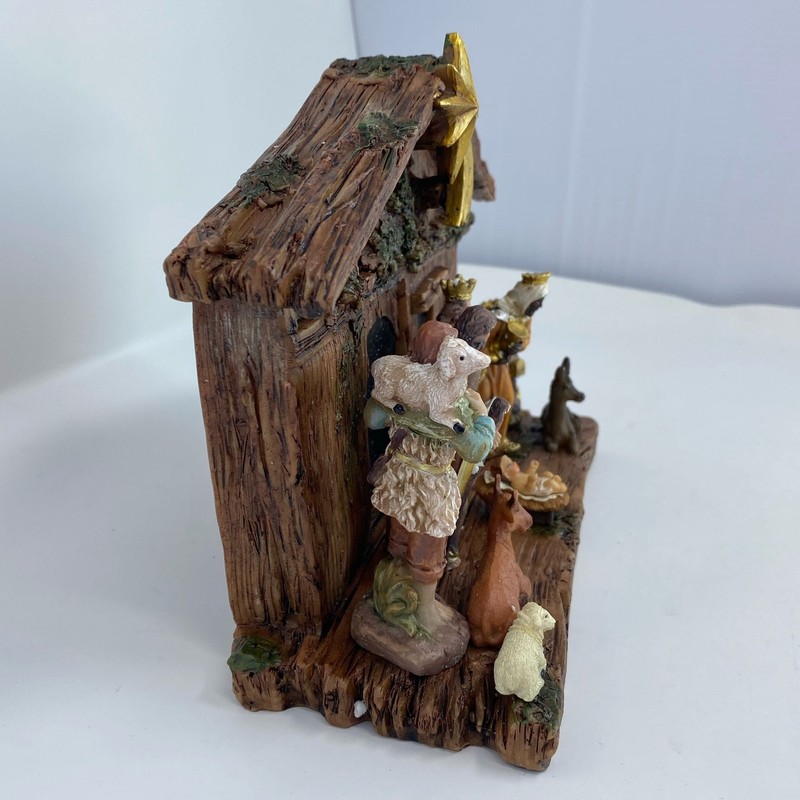 Kurt Adler Nativity Set with Stable, 11-Pc (Multicolor, 9.75" Stable) gallery