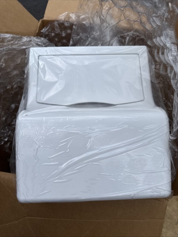 Frigidaire Ice Bin Assembly - White (241860803) gallery