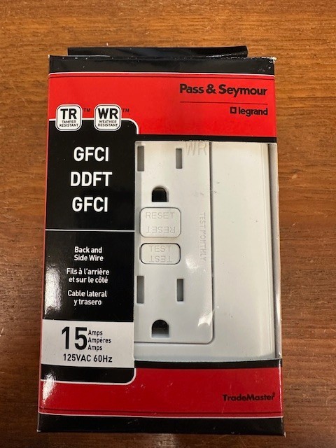 Pass & Seymour LeGrand Part # 1595- TRWRWCC4 white reciprocal 15amp 125VAC 60Hz gallery