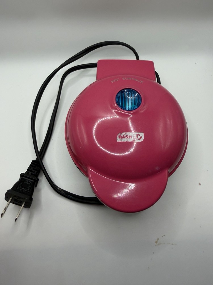 Dash X0 LOVE Mini Waffle MAKER, VALENTINES Day, Brunch,Breakfast any Time Snack