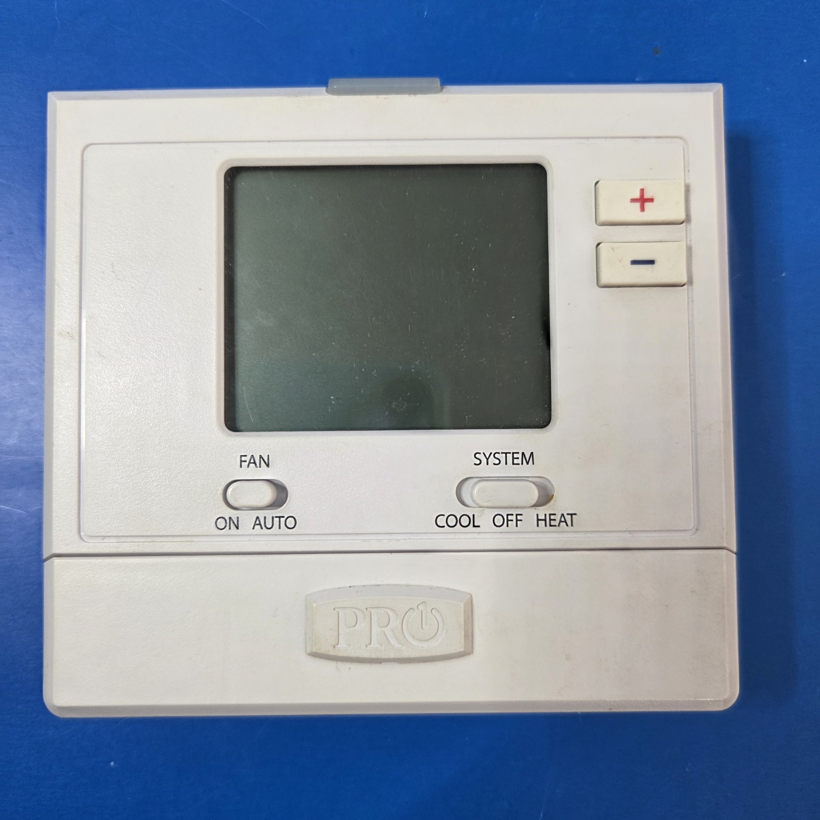 Pro1 IAQ T701 Digital Non-Programmable Thermostat Not Tested, Working or Parts gallery