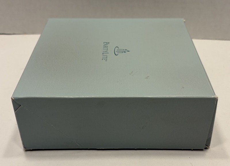 PartyLite Votive Sampler Box CS0214 Set of 16 Unused Candles Some Box Damage gallery