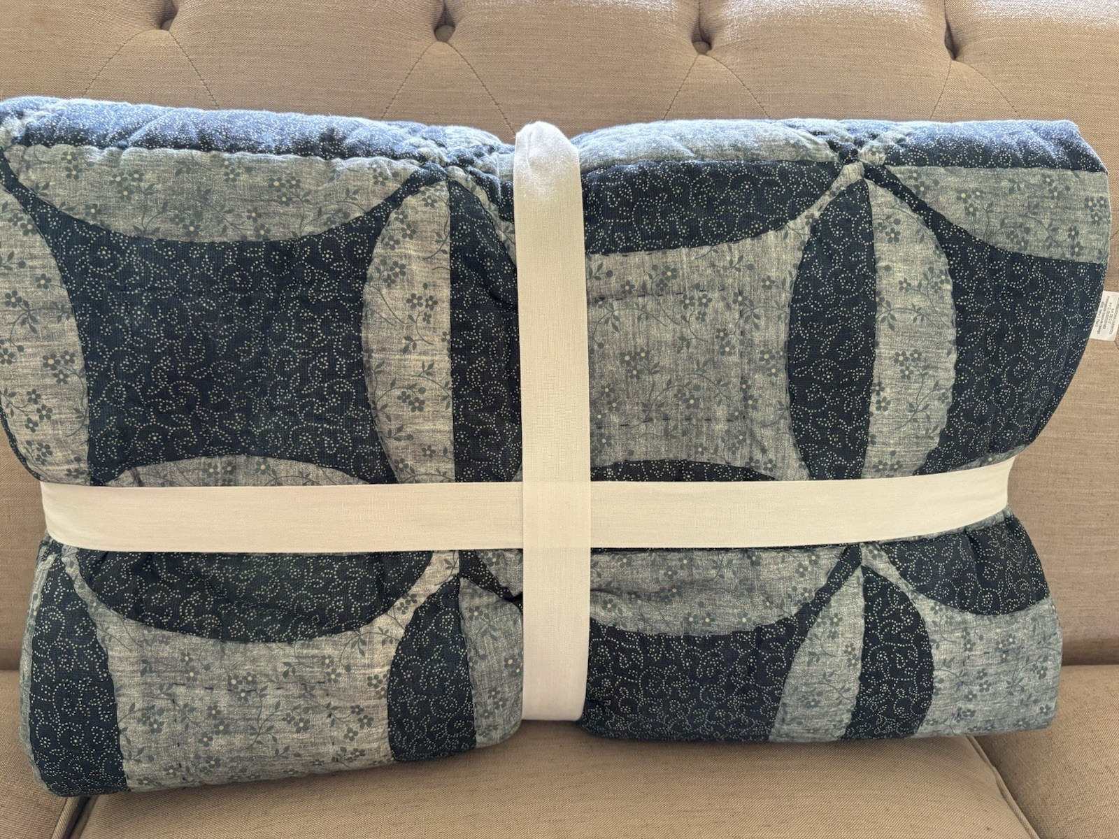 Pottery Barn Harper Patchwork Reversible FULL/ QUEEN Quilt NWT-MSRP $279 gallery