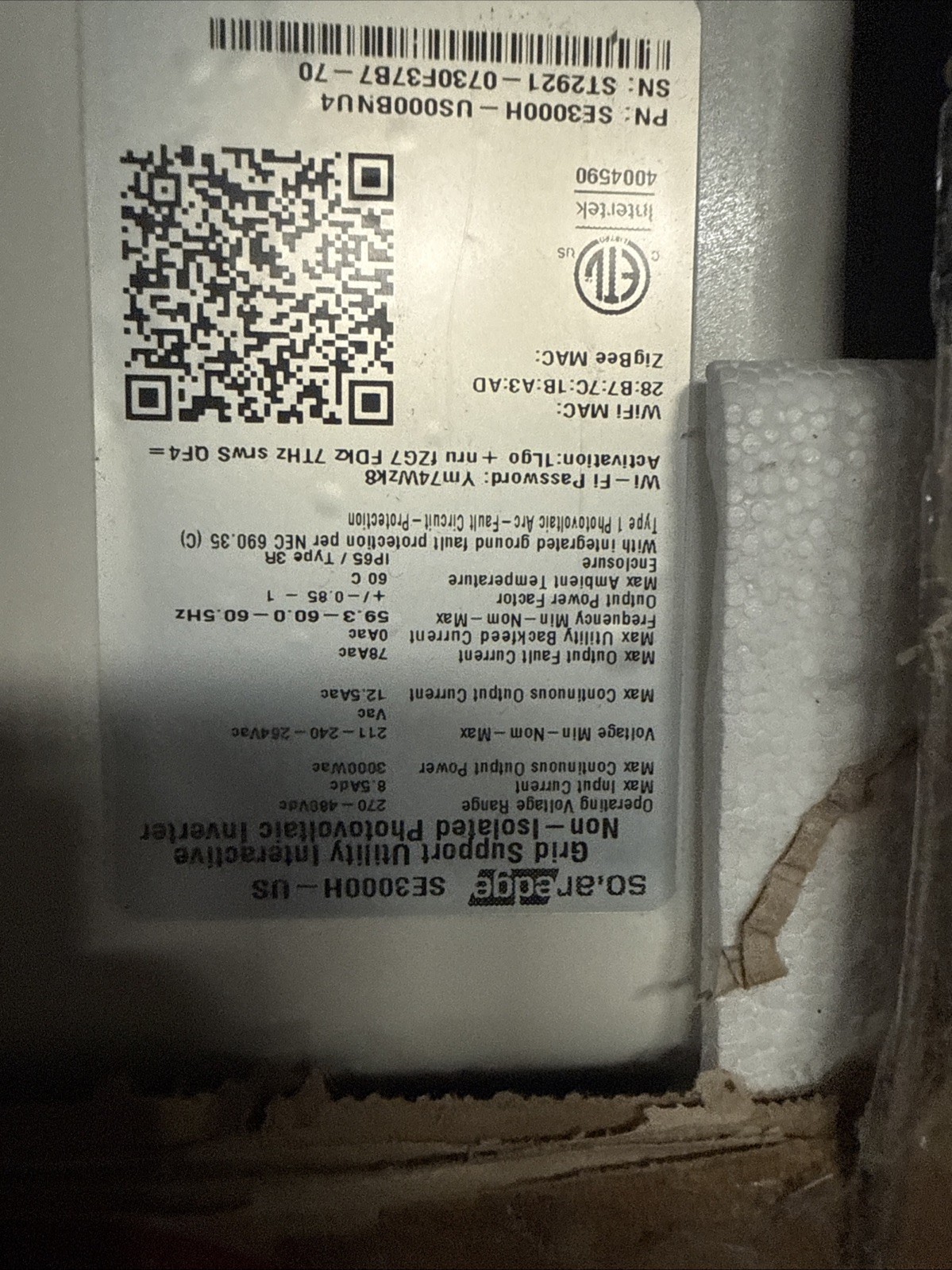 SolarEdge SE3000H-US000BNU4 HD-Wave Inverter gallery