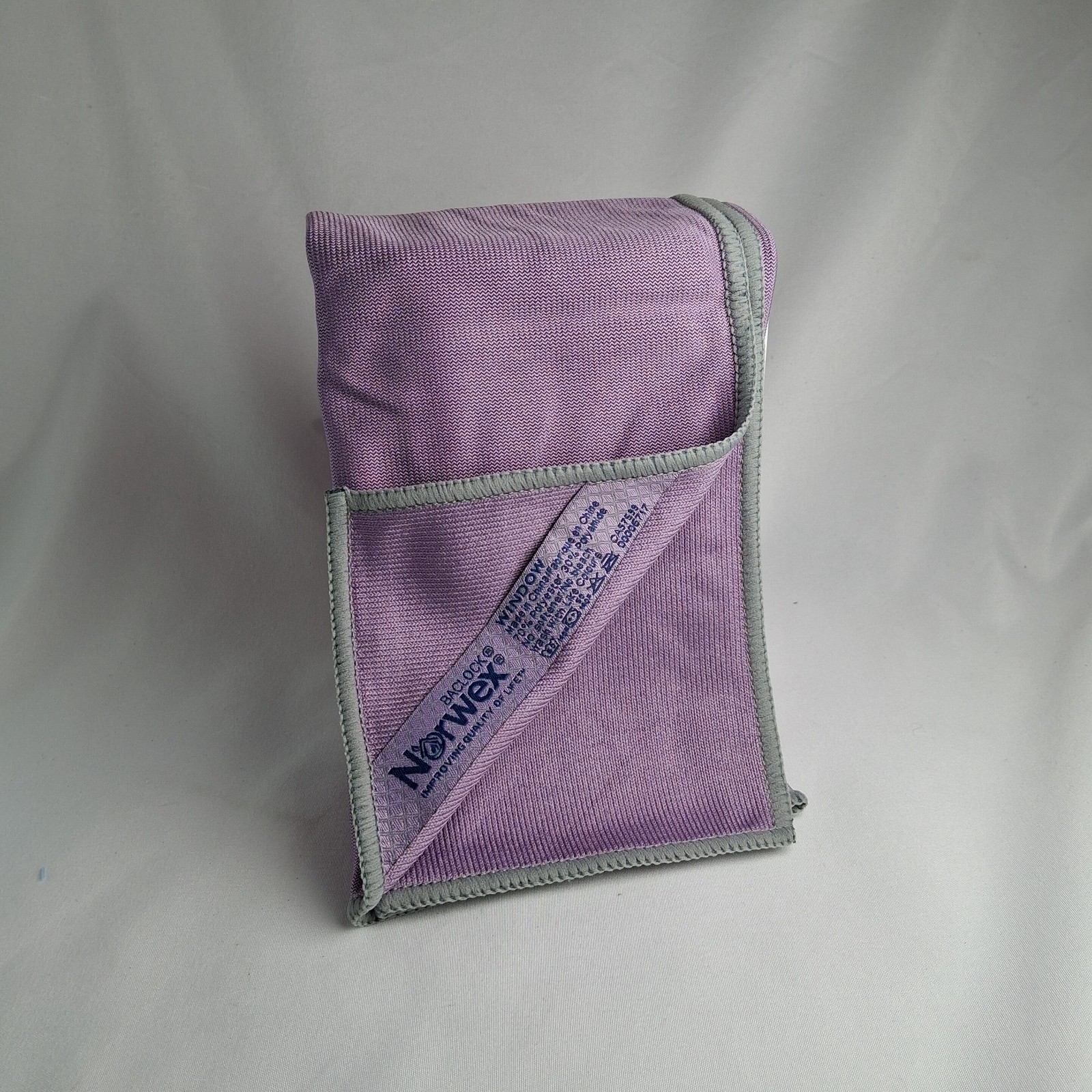 NEW Norwex Window Cleaning Cloth | Purple | Microfiber gallery