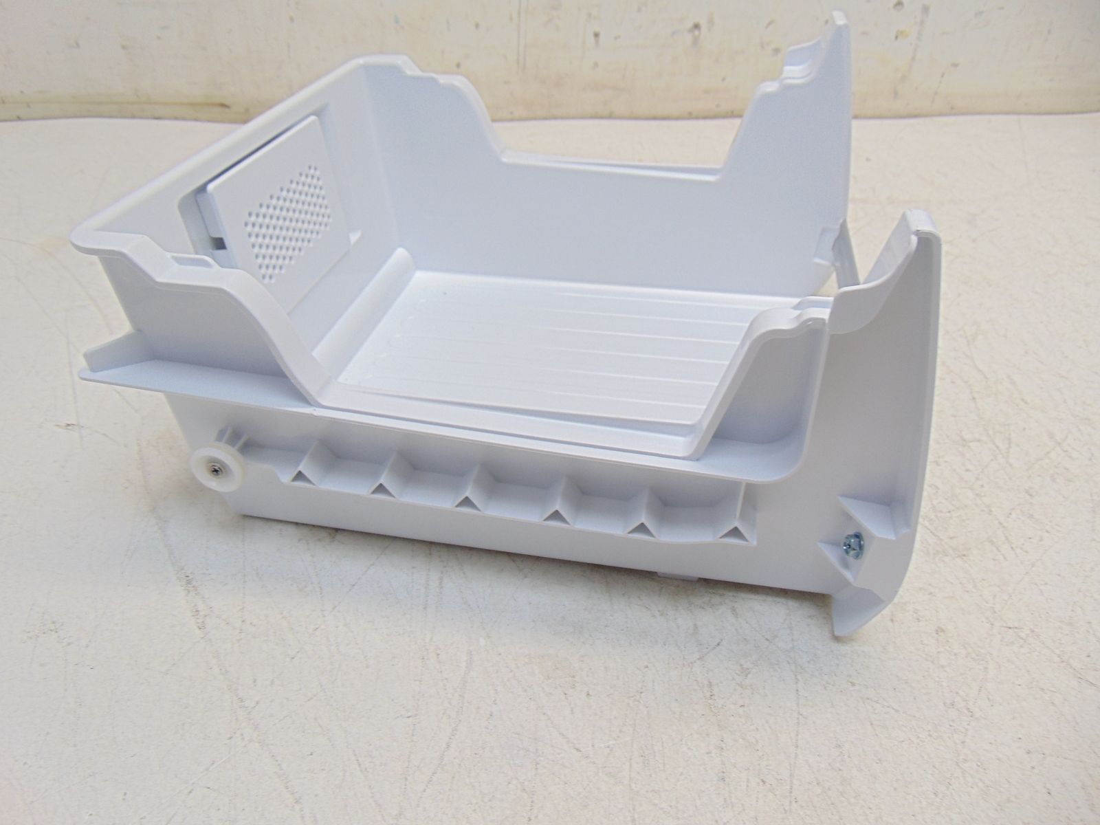 Frigidaire Refrigerator GRMC2273CF02 Crisper Drawer Base gallery