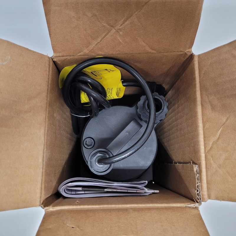 Everbilt Submersible Utility Pump Plastic SUP54-HD - Open Box - Tested gallery