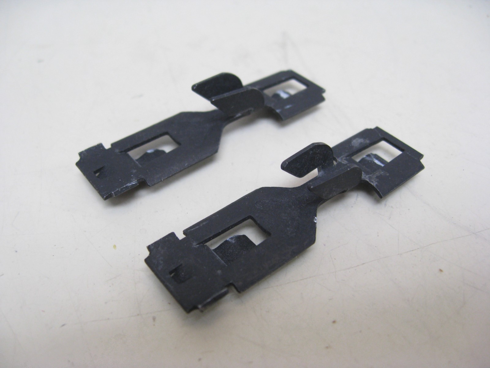 Whirlpool Dryer Panel Clips (set of 2) W10854425 3394083 W10775448 gallery
