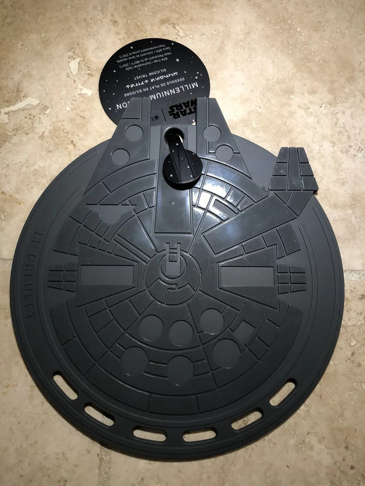 "Star Wars" LE CREUSET Millennium Falcon Dark Gray Silicone Trivet NWT Hot Pad gallery