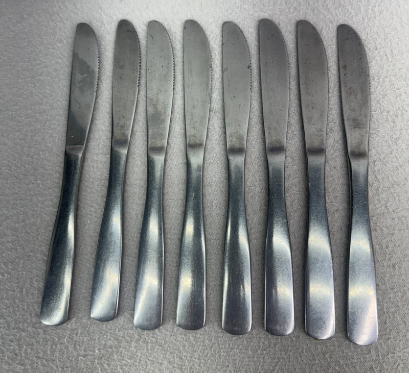 Reed & Barton Heritage Mint Flatware Set 32 Pc 18/0 Stainless Steel 4 Serving gallery