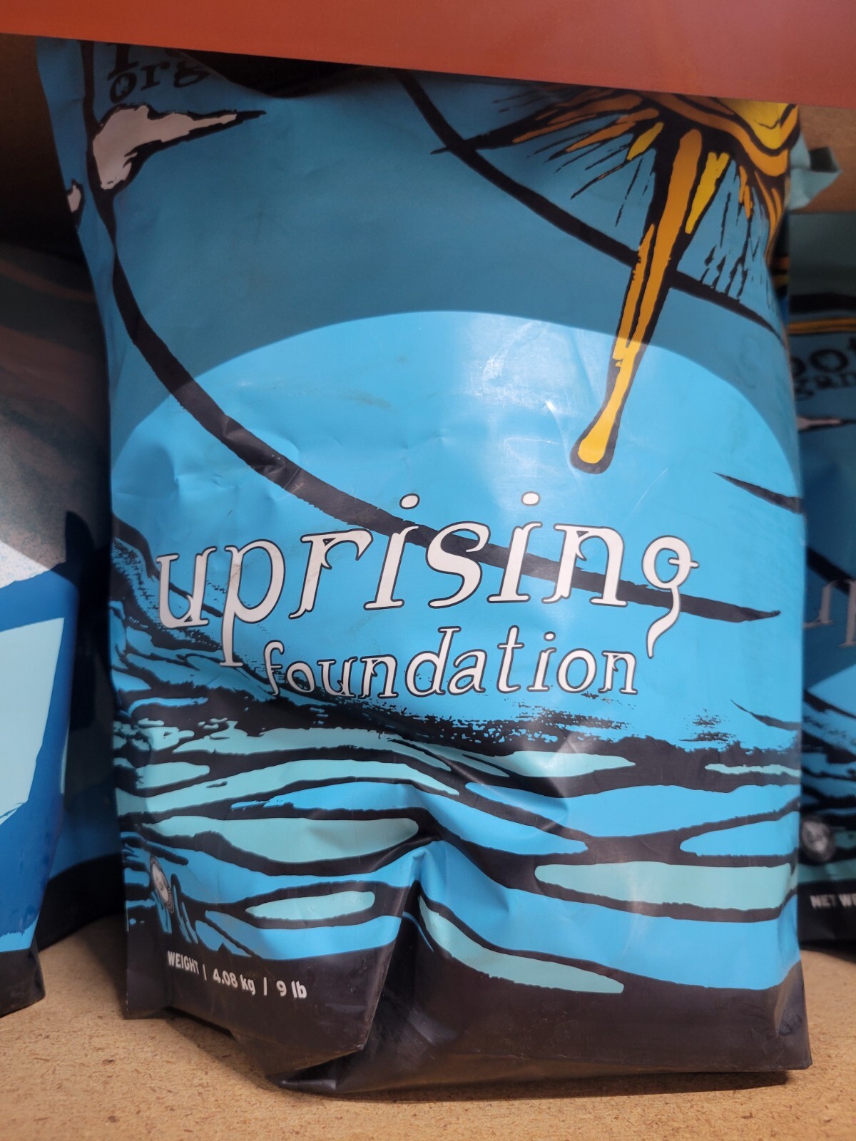 Aurora Innovations Roots Organics Uprising Foundation 9 Lbs. Blue Bag 2-1-1 NPK gallery